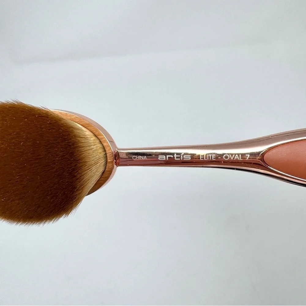 Artis Elite Oval 7 Makeup Brush - Rose Gold Edition